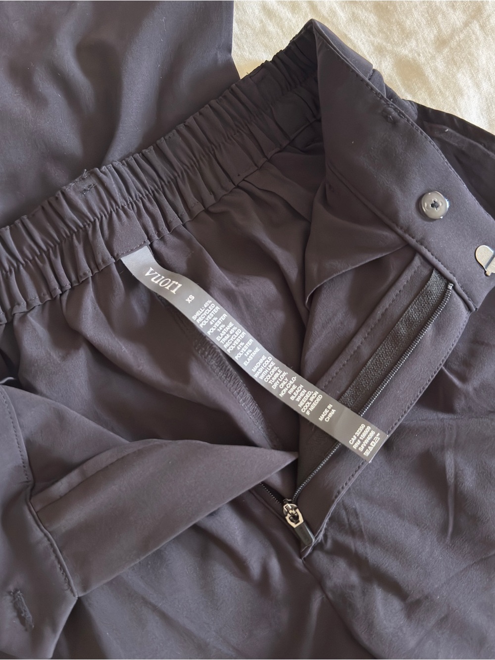Vuori Villa Trousers Tailored Pants - Picture 6 of 9
